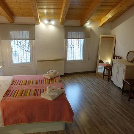 Ca Miquel Villa Tivissa Buitenkant foto